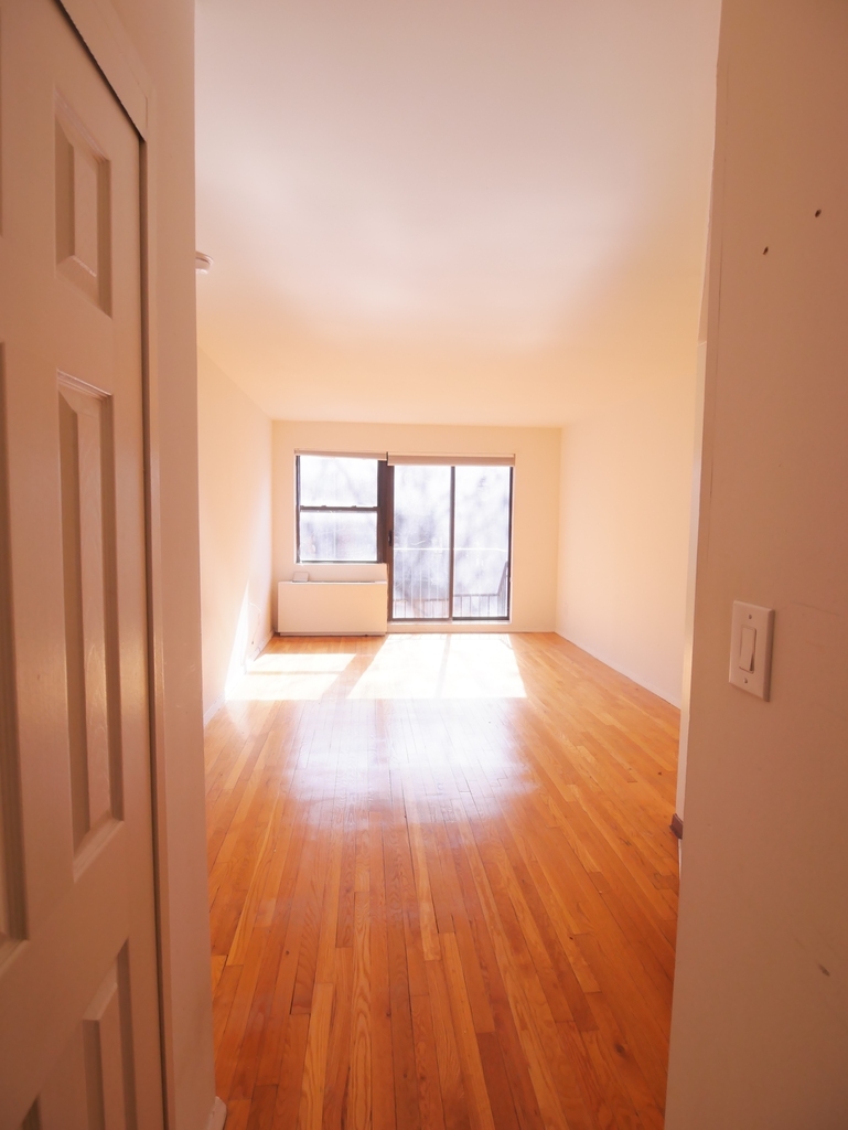 434 East 84th Street - Photo 1