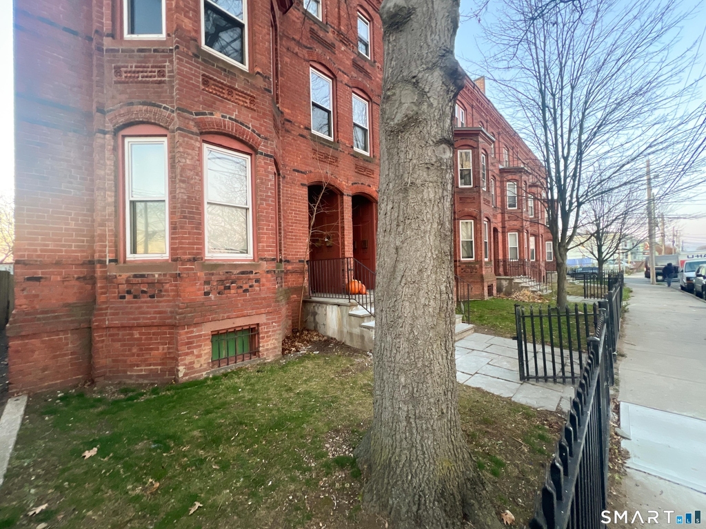 99 William Street - Photo 0