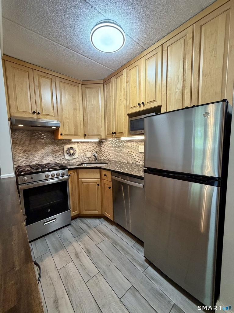 27 Northill Street - Photo 1