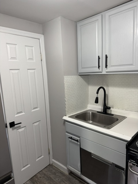 354 East 19th Street - Photo 11