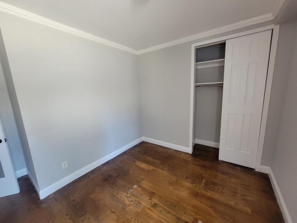 334 East 100th Street - Photo 4