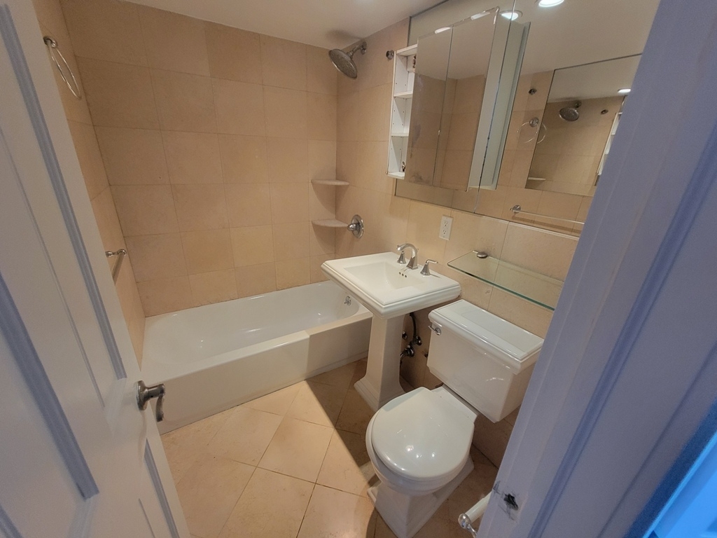 334 East 100th Street - Photo 7