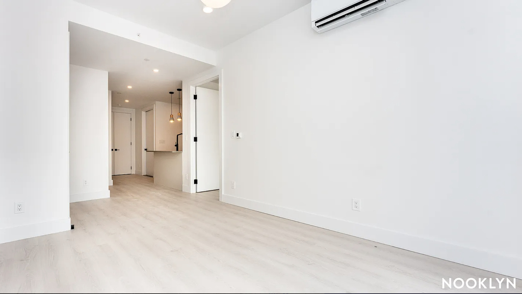 344 Lorimer Street - Photo 11