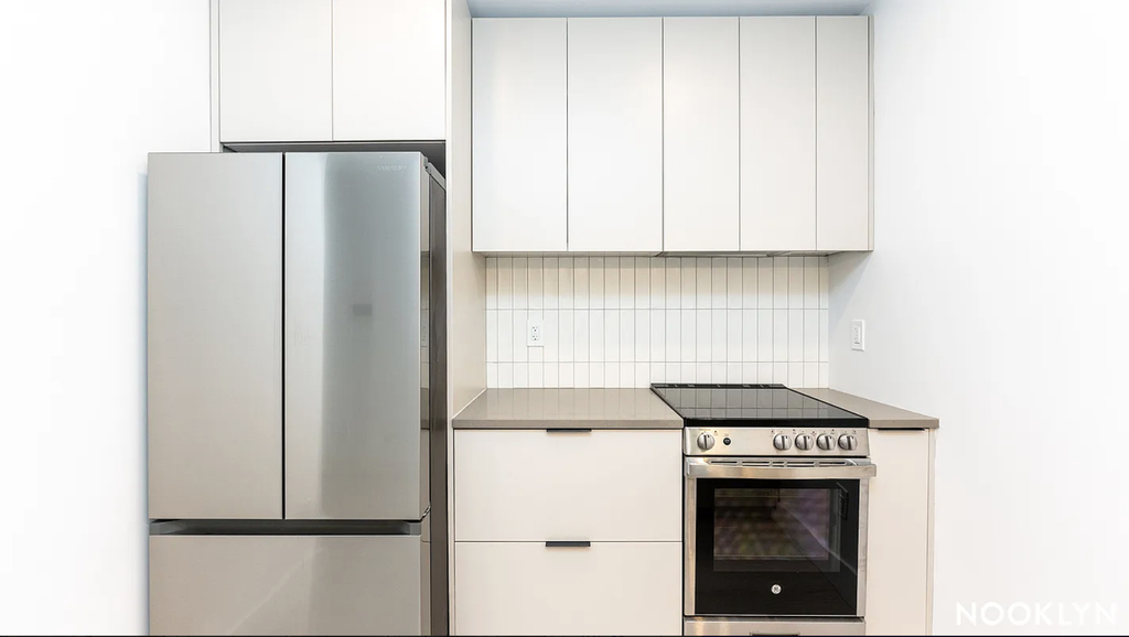 344 Lorimer Street - Photo 14