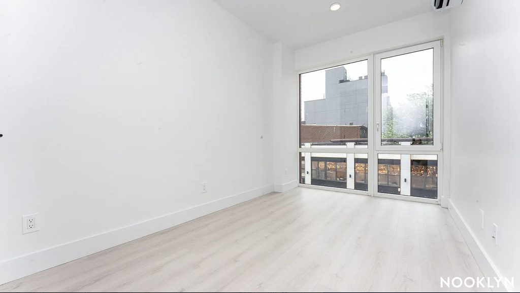 344 Lorimer Street - Photo 10