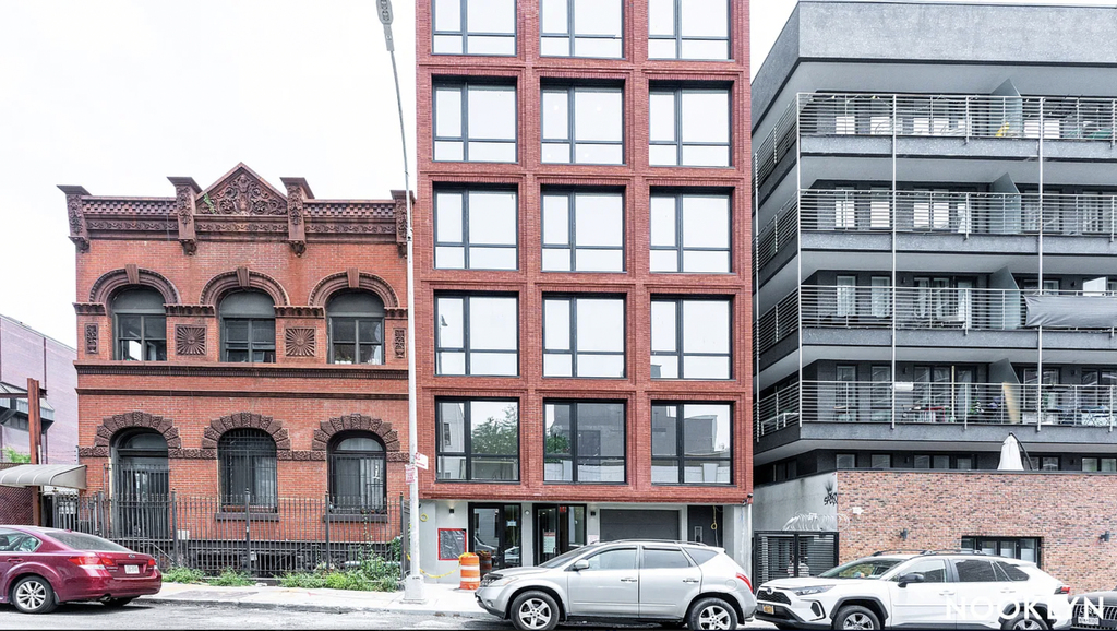 344 Lorimer Street - Photo 17