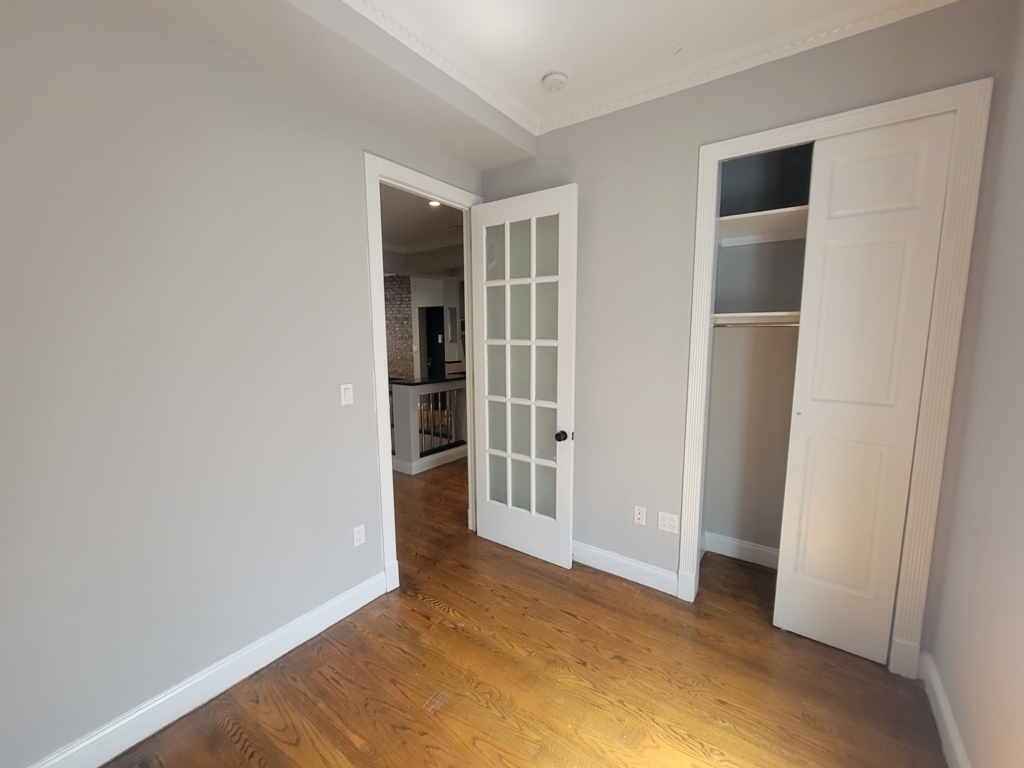 334 East 100th Street - Photo 5