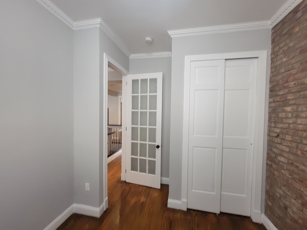 334 East 100th Street - Photo 3