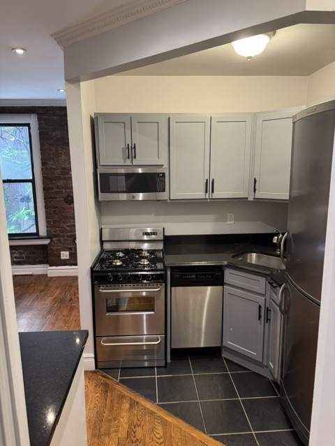 416 East 13th Street - Photo 1
