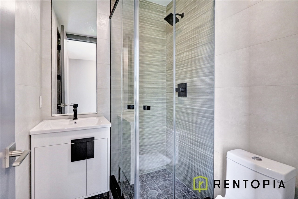 183 Ainslie Street - Photo 6