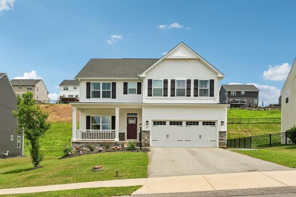 109 Marquis Drive - Photo 0