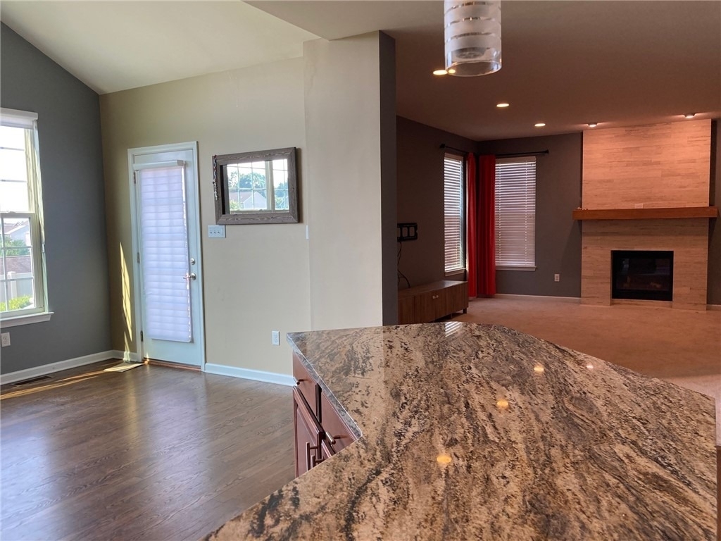 2379 Wheatland Cir - Photo 8