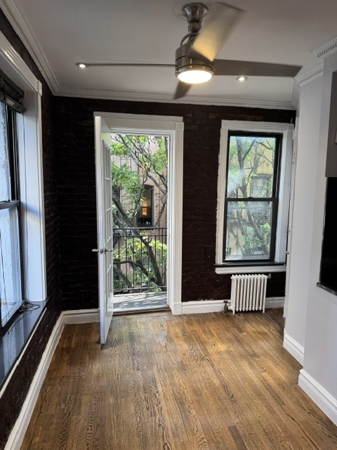 416 East 13th Street - Photo 4