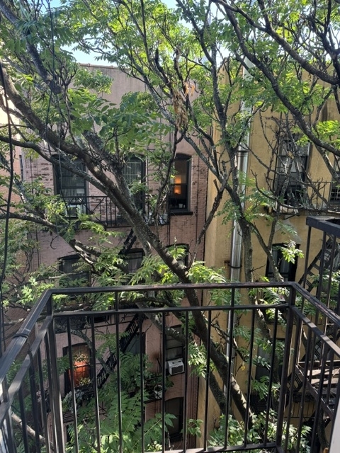 416 East 13th Street - Photo 11