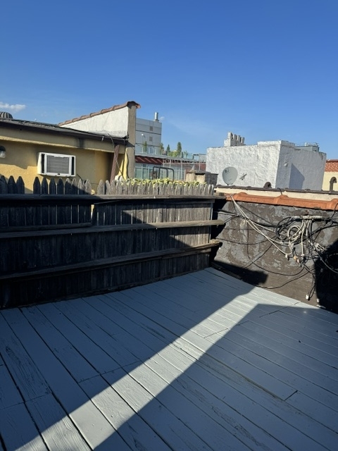 416 East 13th Street - Photo 18