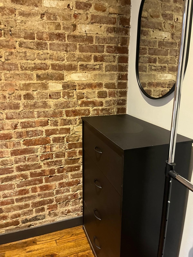 509 East 87th Street - Photo 1