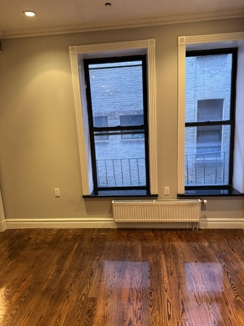 202 East 13th Street - Photo 7