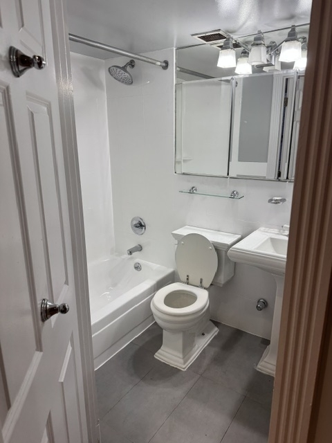 202 East 13th Street - Photo 15