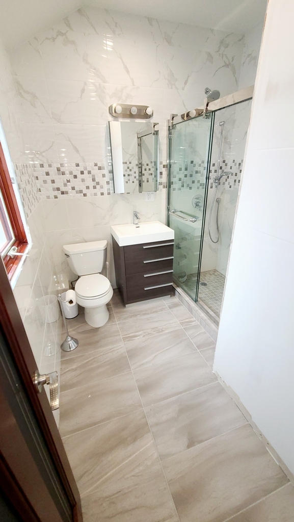 64-47 Dieterle Crescent - Photo 15