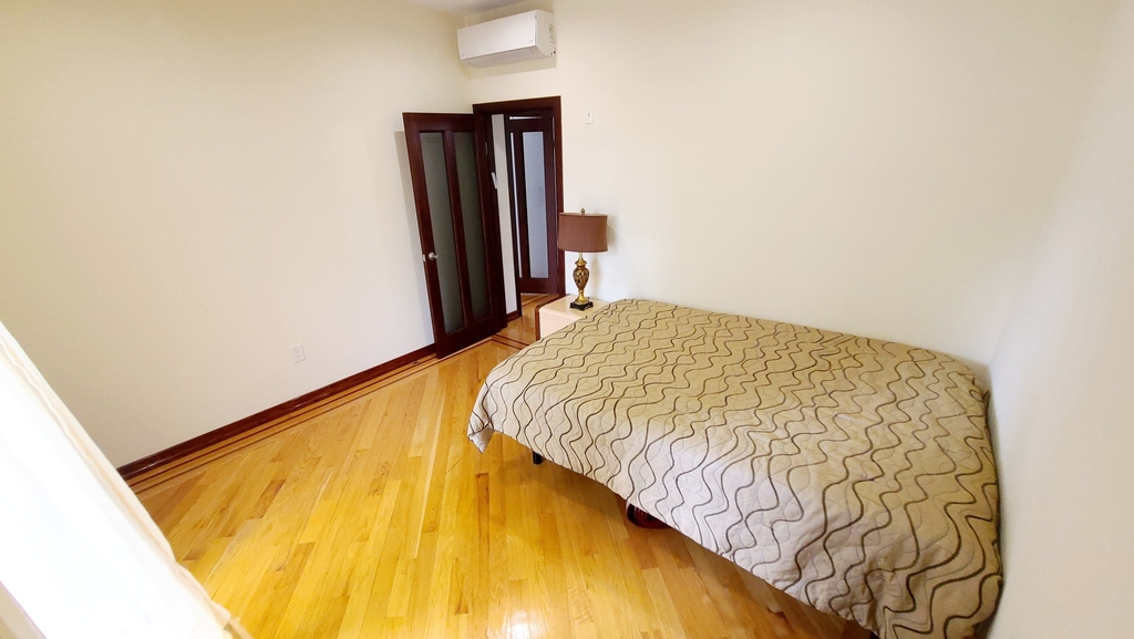 64-47 Dieterle Crescent - Photo 14
