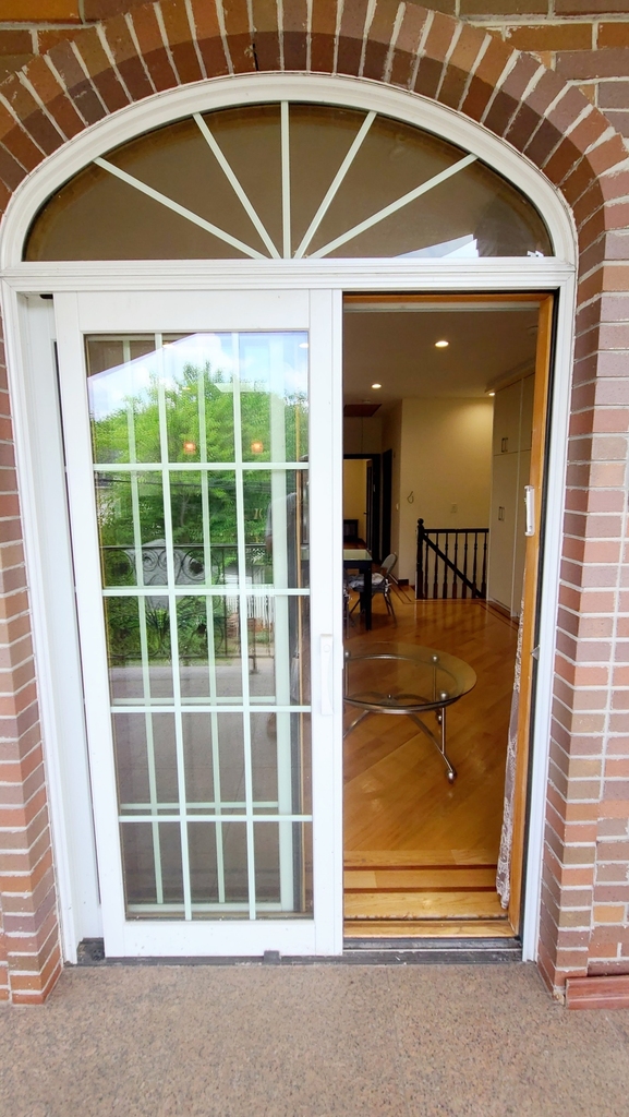 64-47 Dieterle Crescent - Photo 7