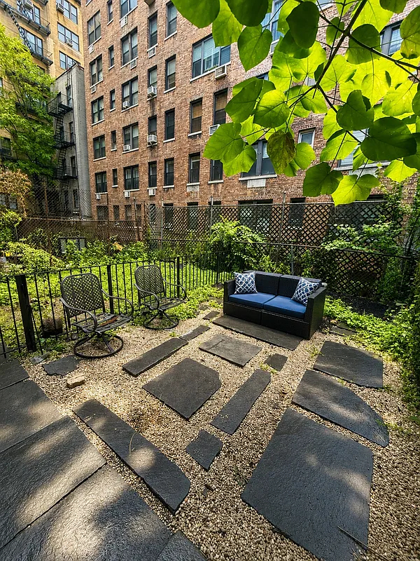  89th Street - Photo 4