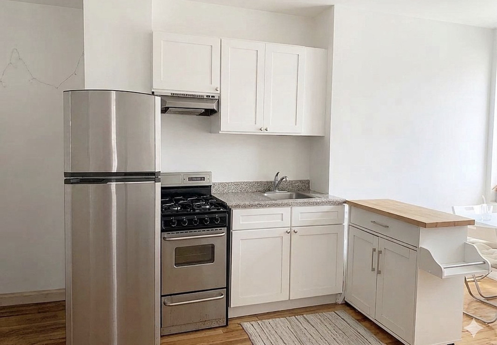 401 East 13th Street - Photo 1
