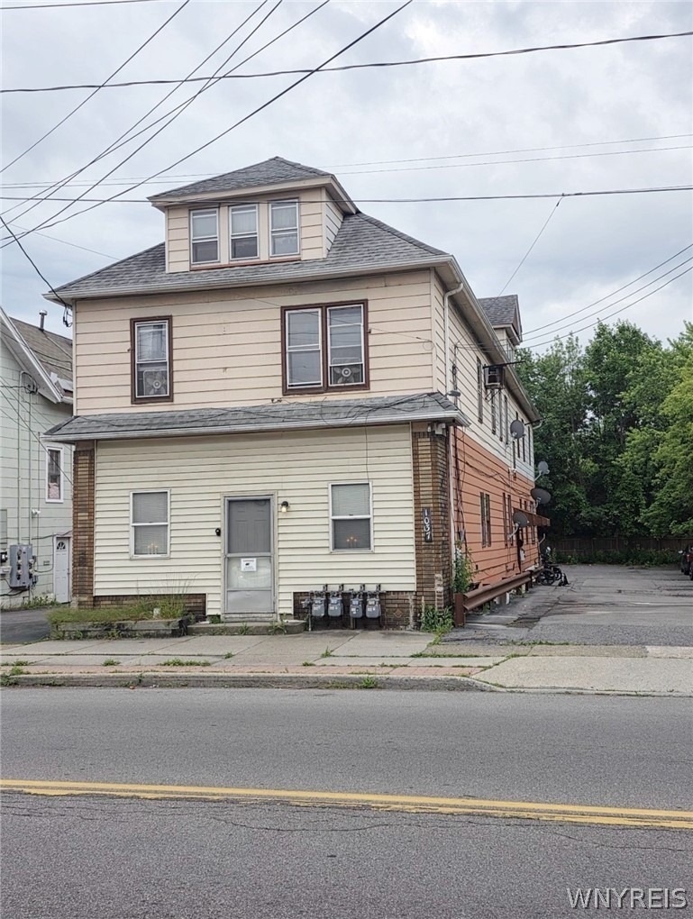1037 Walden Avenue - Photo 15