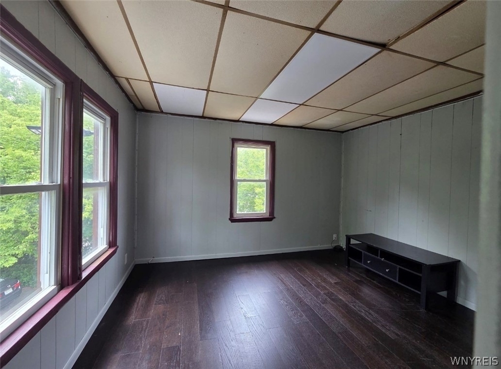 1037 Walden Avenue - Photo 4