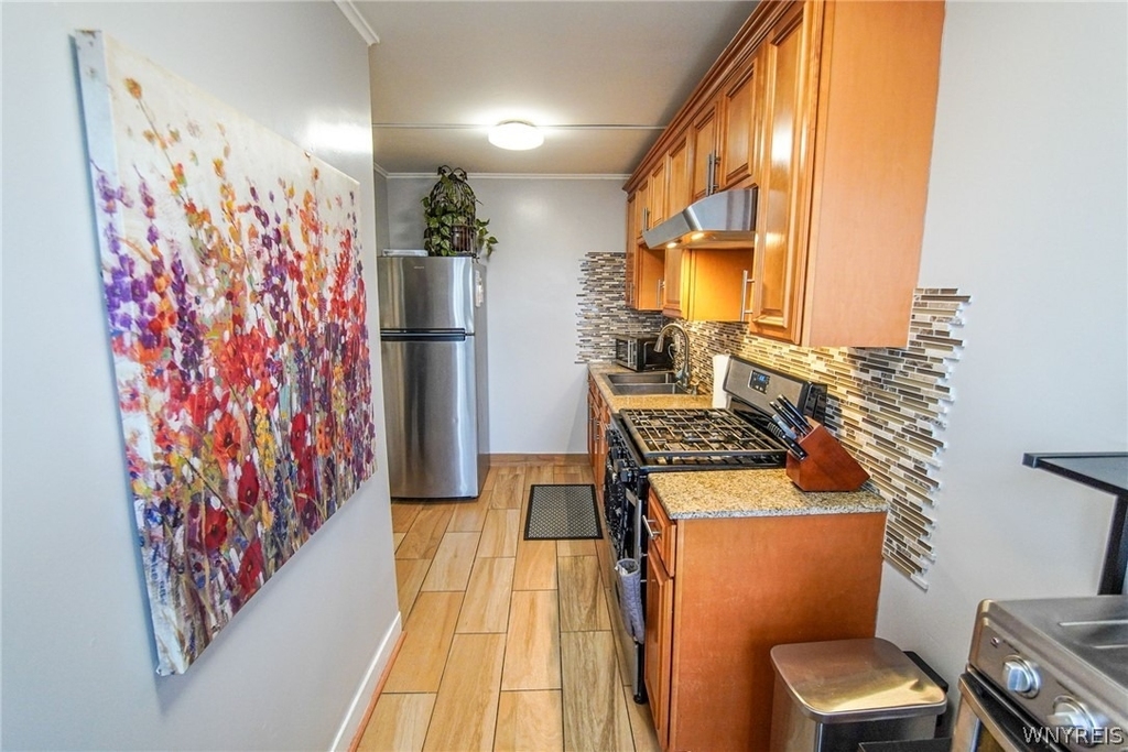 1225 Hertel Avenue - Photo 12