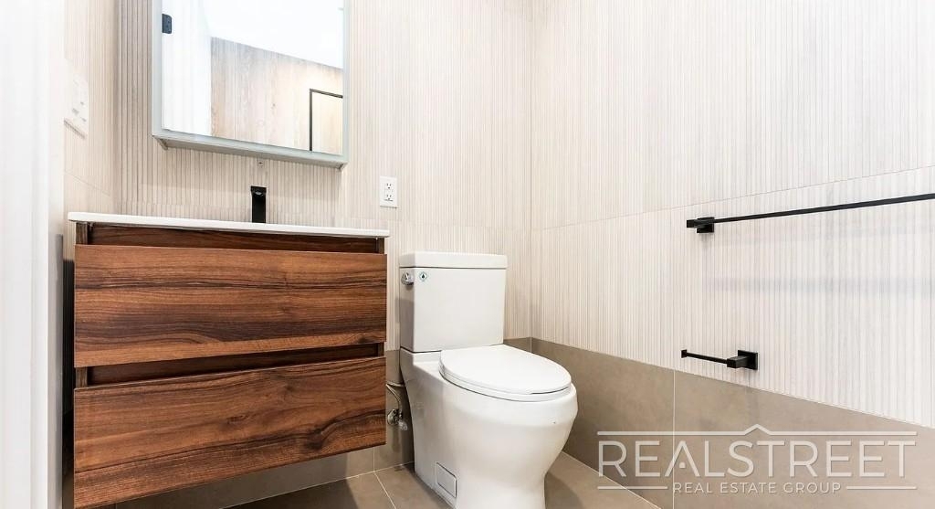 37-25 32nd Street - Photo 9