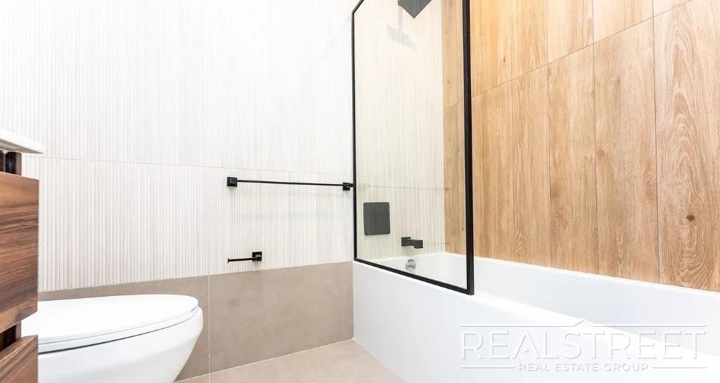 37-25 32nd Street - Photo 8