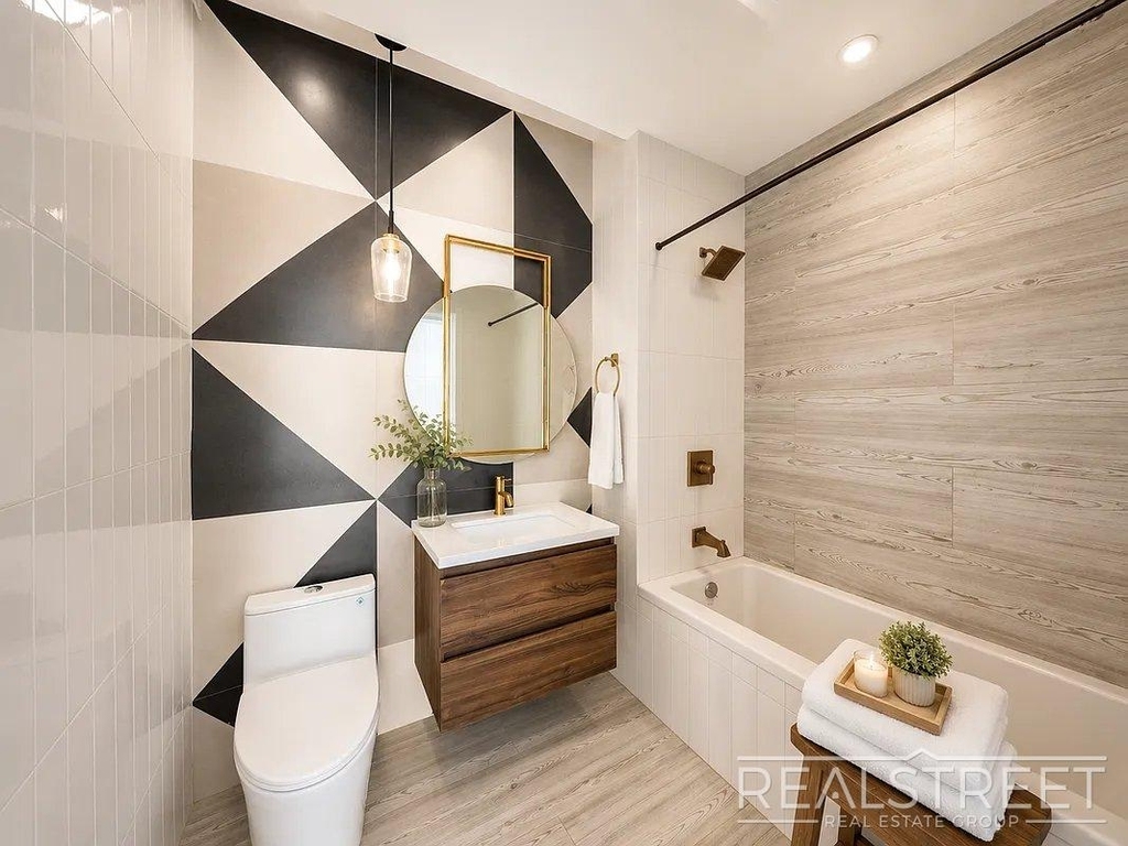 978 Kent Ave - Photo 9