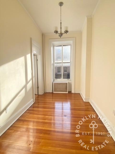143 Montague Street - Photo 8