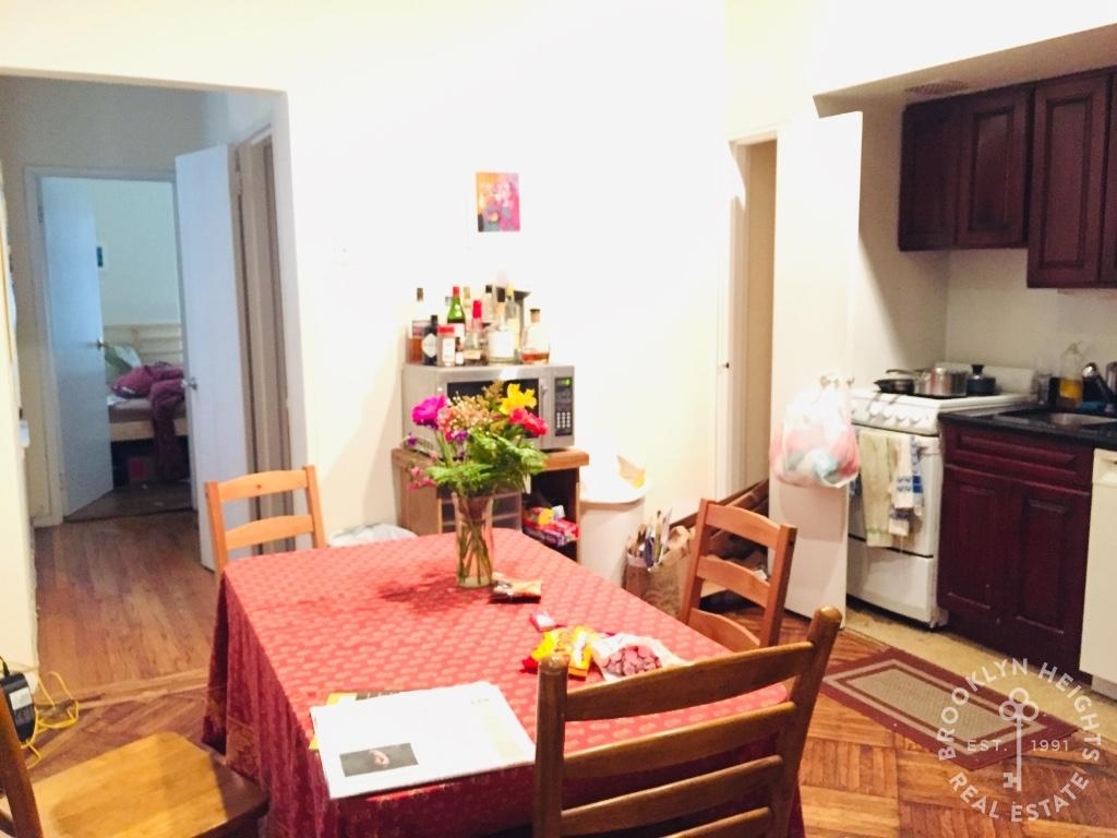 211 Clinton St. - Photo 2