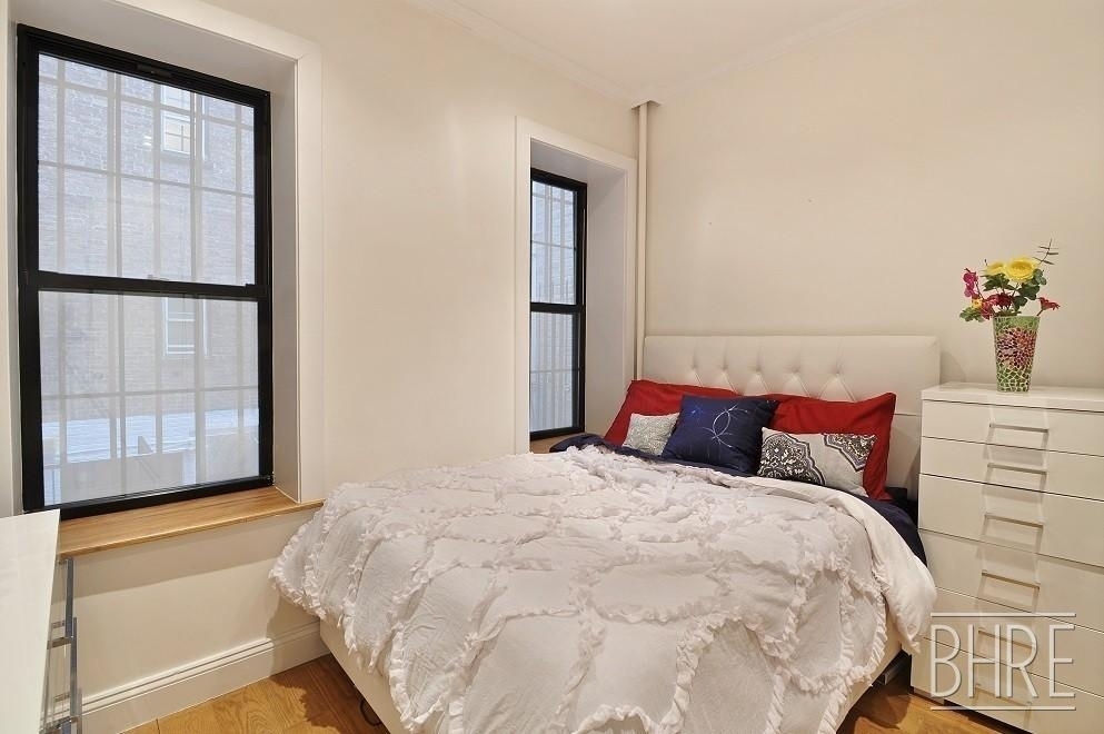 63 Montague Street - Photo 8