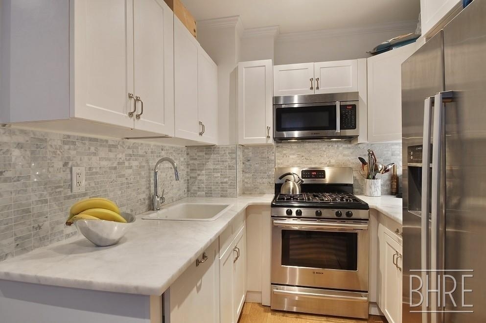 63 Montague Street - Photo 4