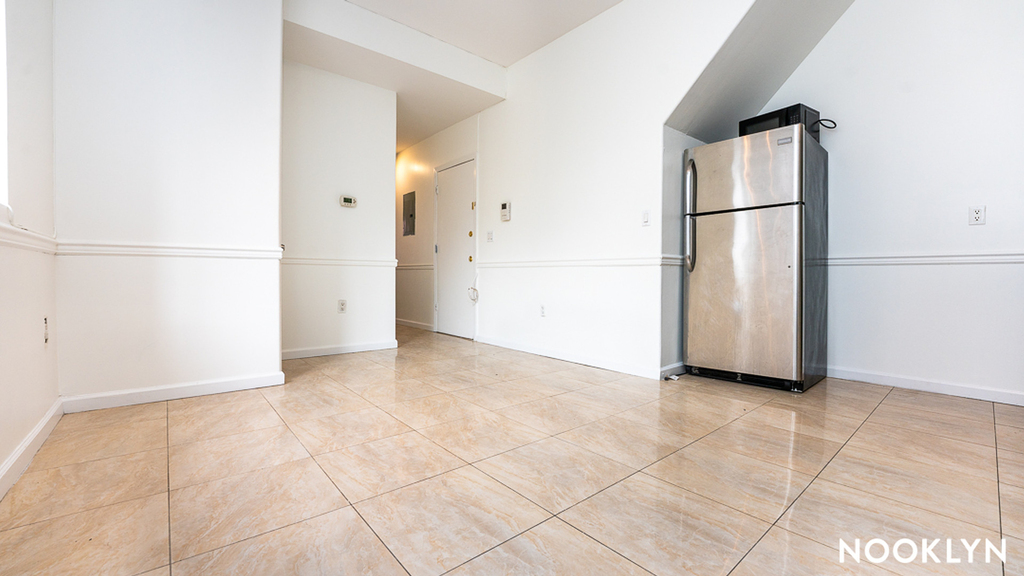 438 Wilson Ave 11221 - Photo 1