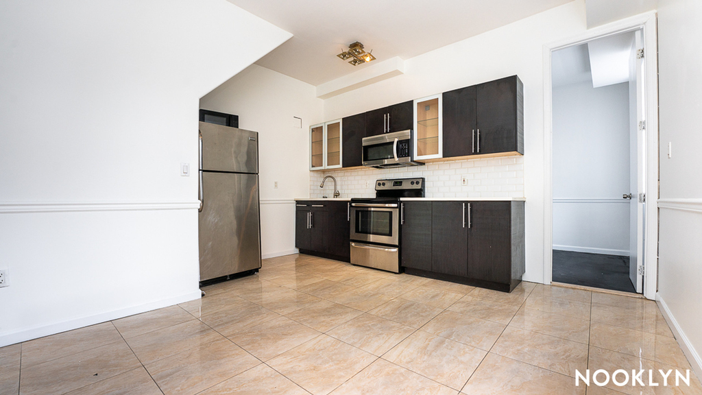 438 Wilson Ave 11221 - Photo 0