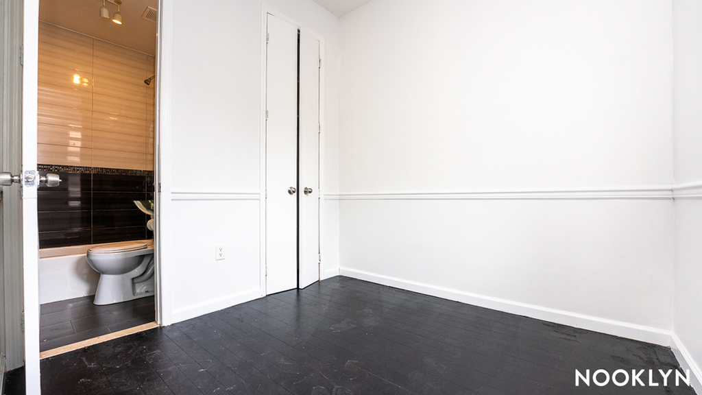 438 Wilson Ave 11221 - Photo 4