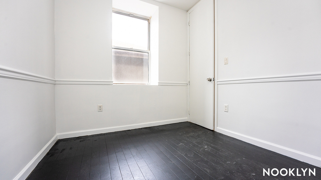 438 Wilson Ave 11221 - Photo 6