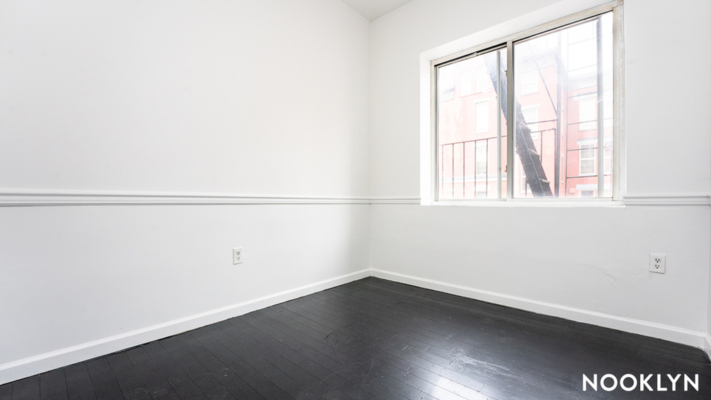 438 Wilson Ave 11221 - Photo 11