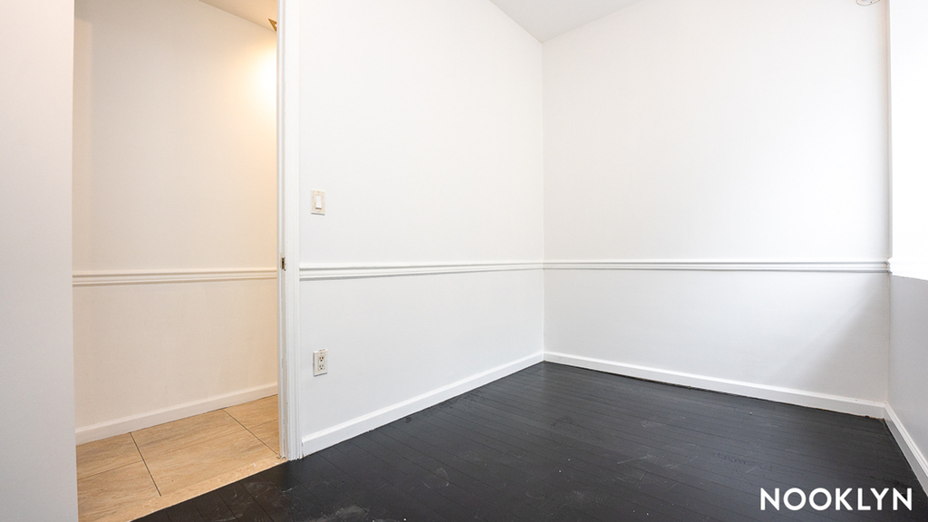 438 Wilson Ave 11221 - Photo 8