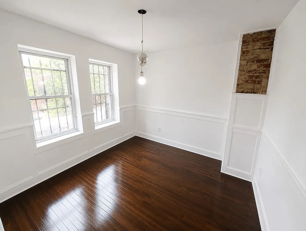1285 Jefferson Avenue - Photo 1
