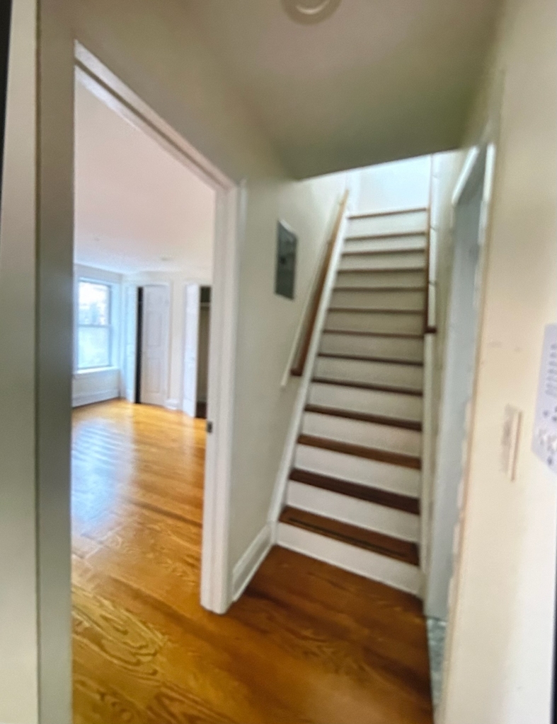 West Broadway/Houston - Photo 10