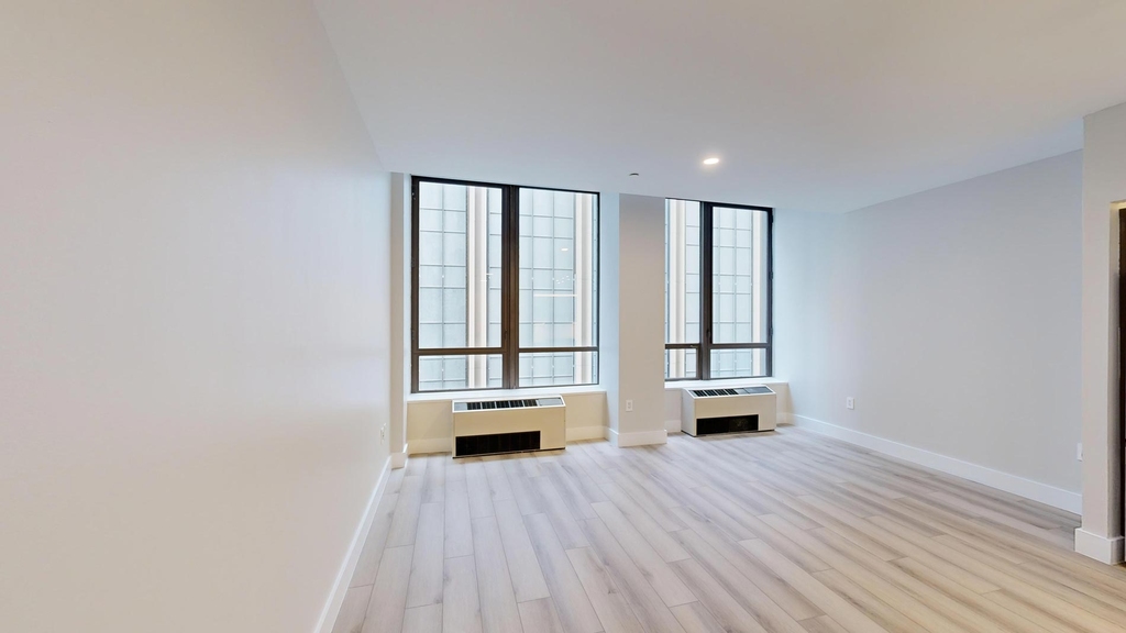 95 Wall Street - Photo 2