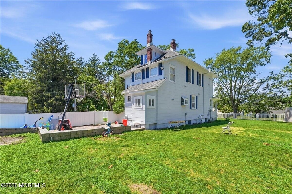 496 W Park Avenue - Photo 35