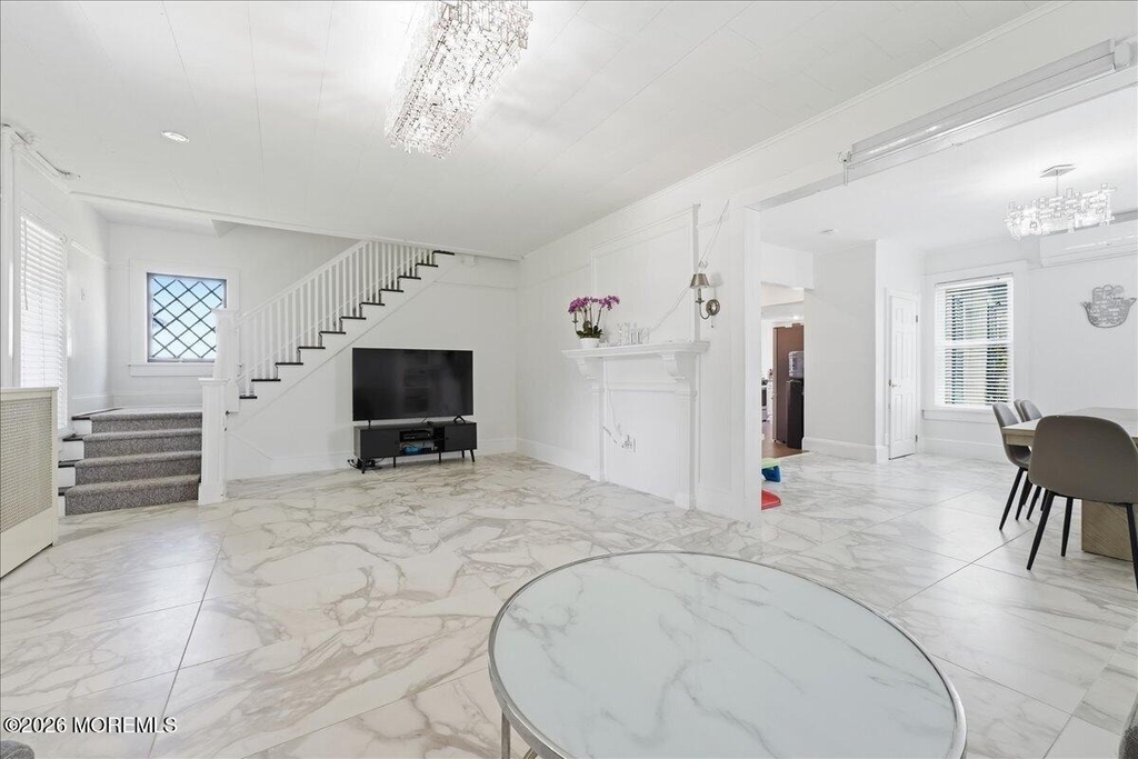 496 W Park Avenue - Photo 25