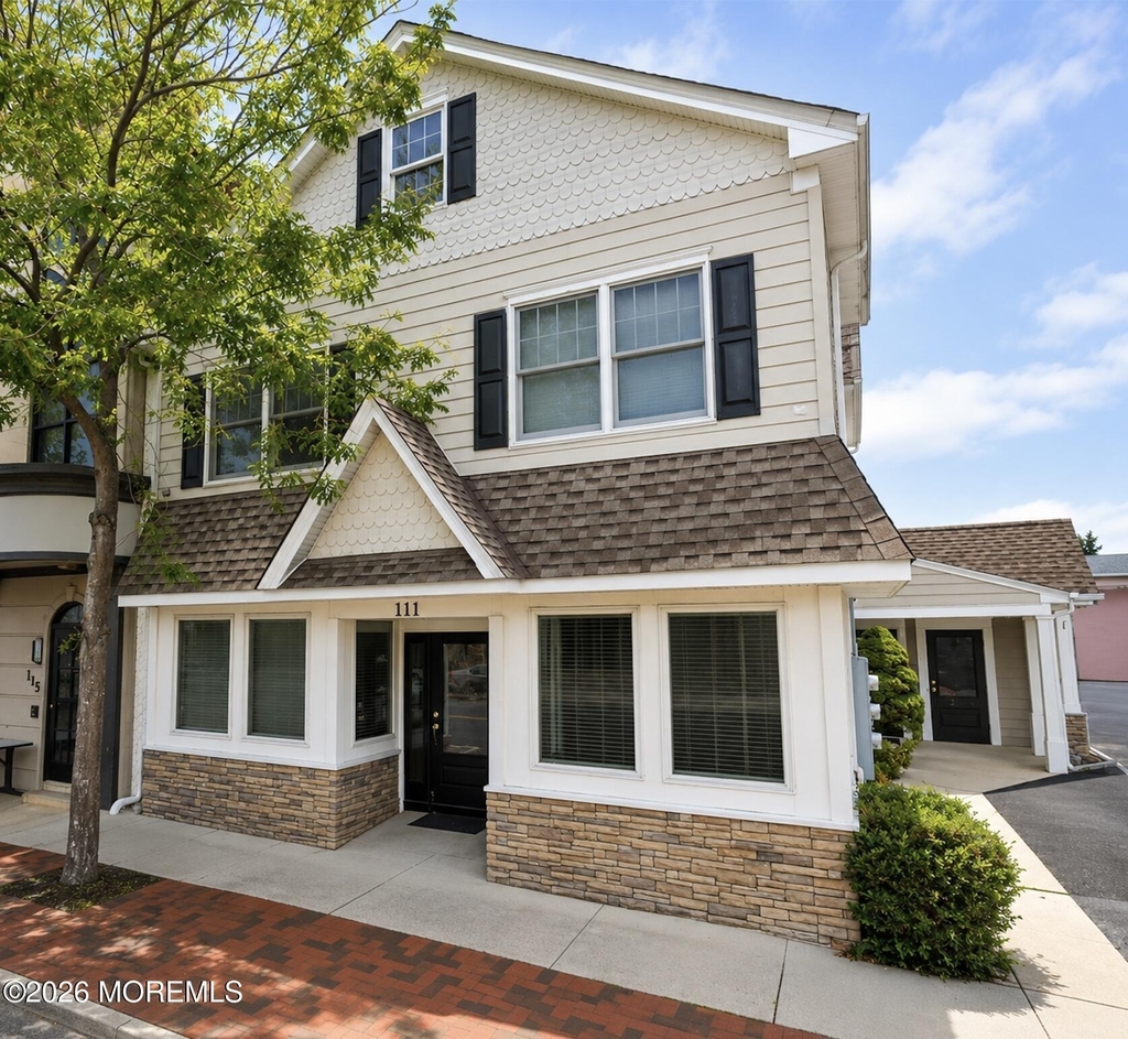 111 Brighton Avenue - Photo 0