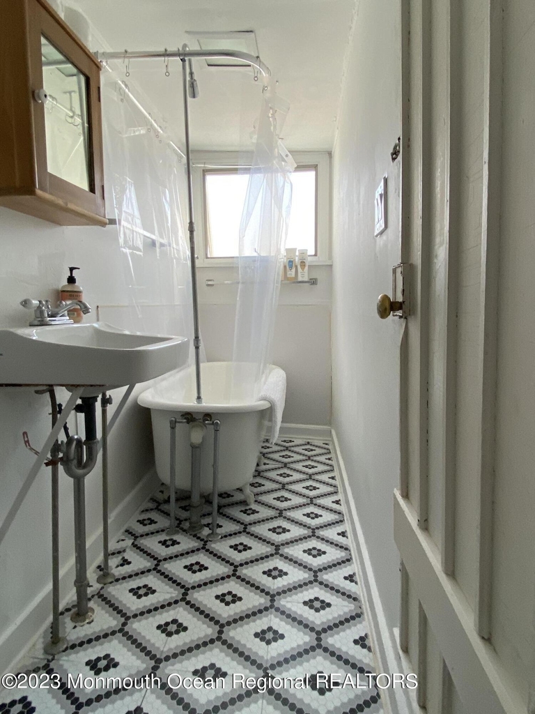50 1/2 Cookman Avenue - Photo 15